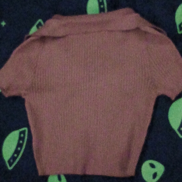 Brown Ribbed Button-Up Top - Picture 3 of 3